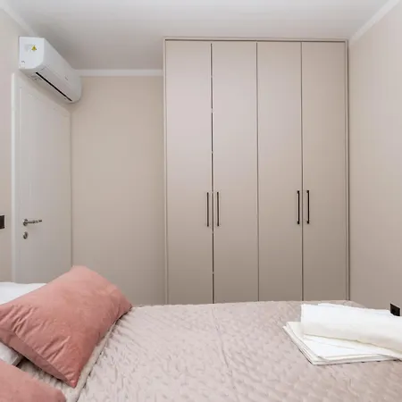 Apartment Ap12c *