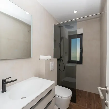 Ap12c Apartment *
